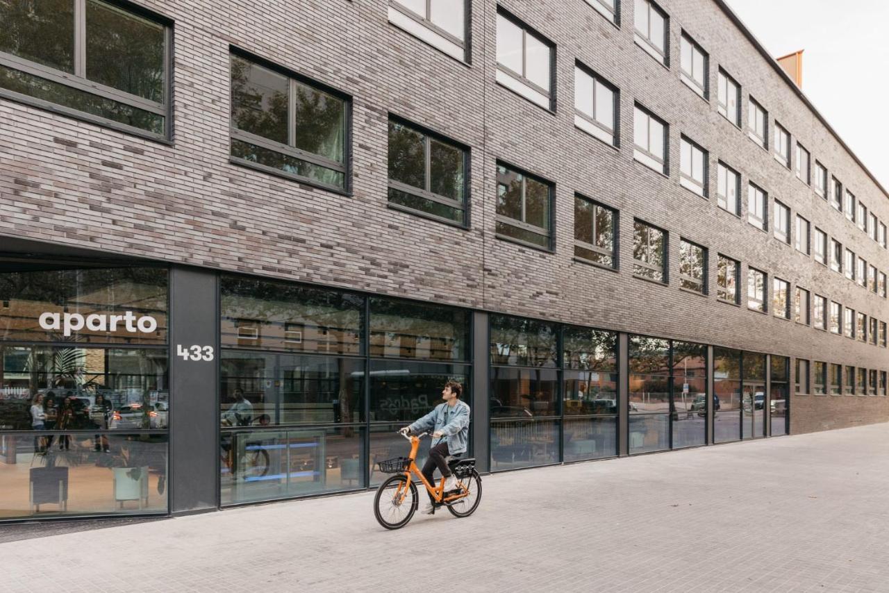 For Students Studying In Barcelona Only - Stunning Spacious Studios And Private Rooms At Pallars Student Accommodation Buitenkant foto