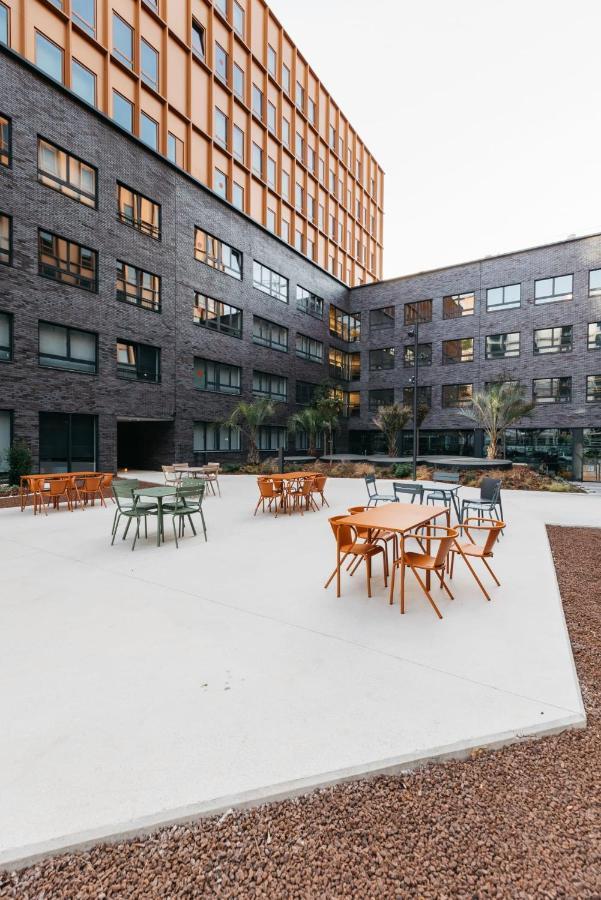 For Students Studying In Barcelona Only - Stunning Spacious Studios And Private Rooms At Pallars Student Accommodation Buitenkant foto