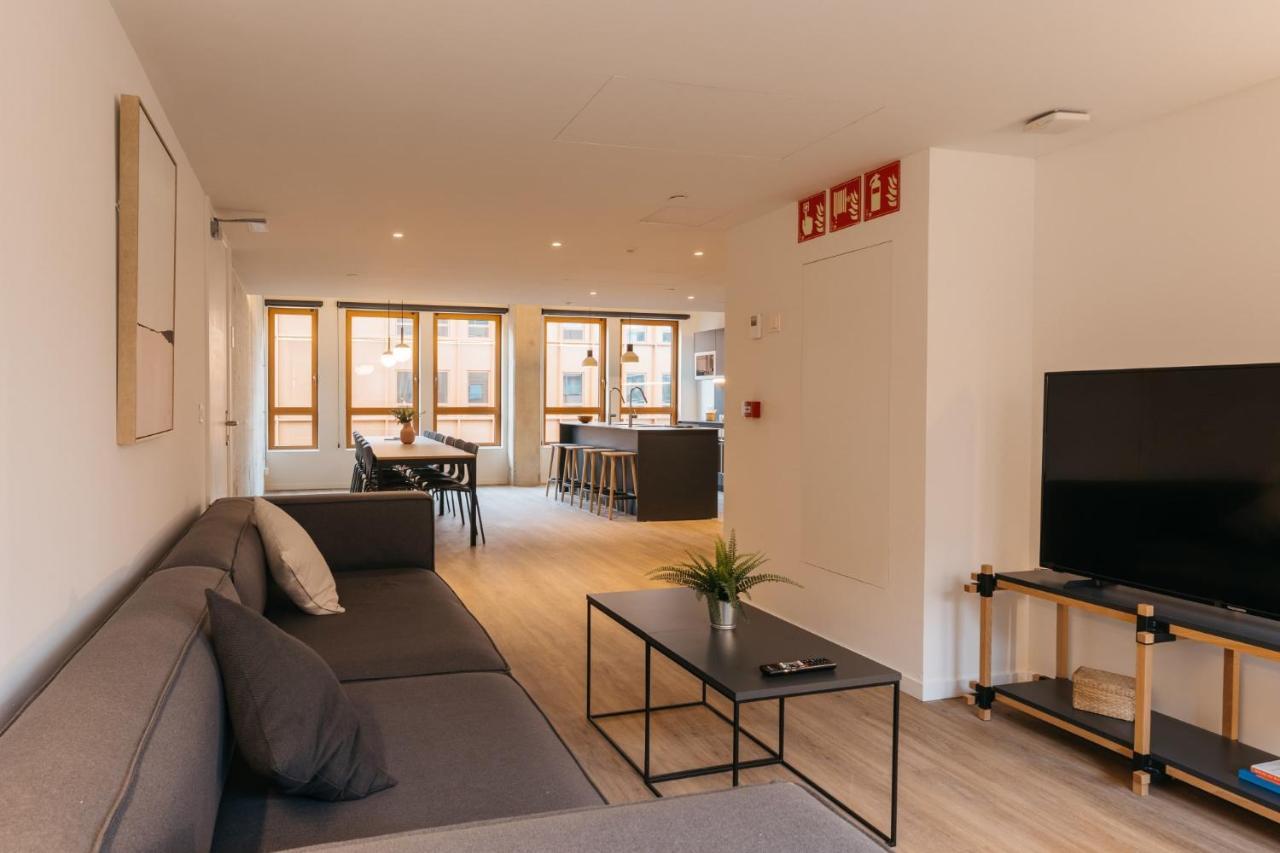 For Students Studying In Barcelona Only - Stunning Spacious Studios And Private Rooms At Pallars Student Accommodation Buitenkant foto